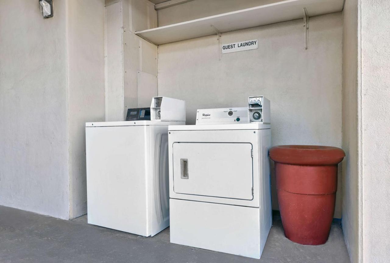 Studio 6-Denton, Tx - Unt Luaran gambar